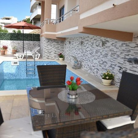 Guest House Evropa 2 Ulcinj Ngoại thất bức ảnh