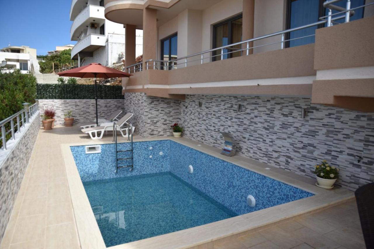 Guest House Evropa 2 Ulcinj Ngoại thất bức ảnh