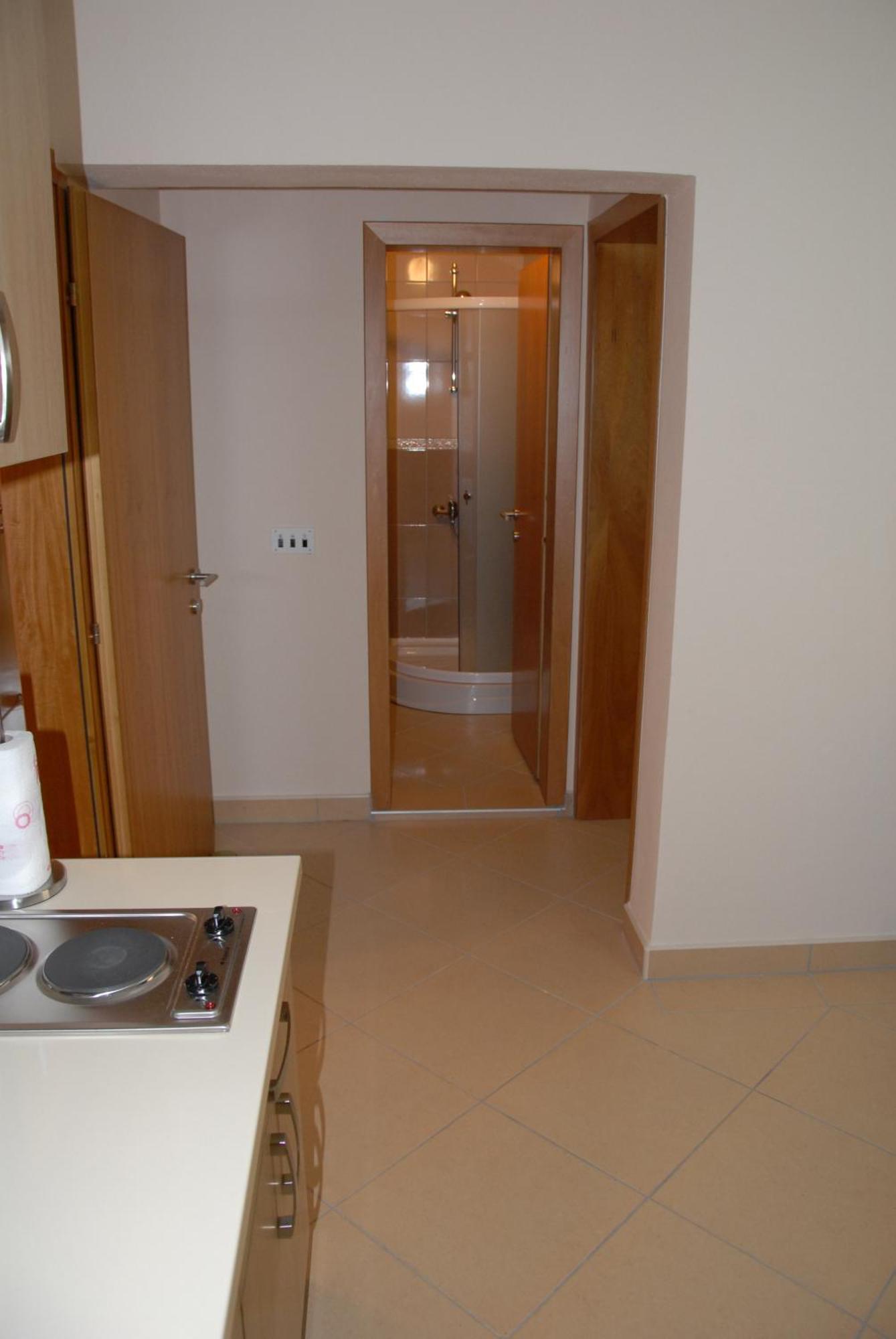 Guest House Evropa 2 Ulcinj Ngoại thất bức ảnh