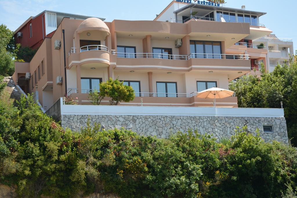 Guest House Evropa 2 Ulcinj Ngoại thất bức ảnh