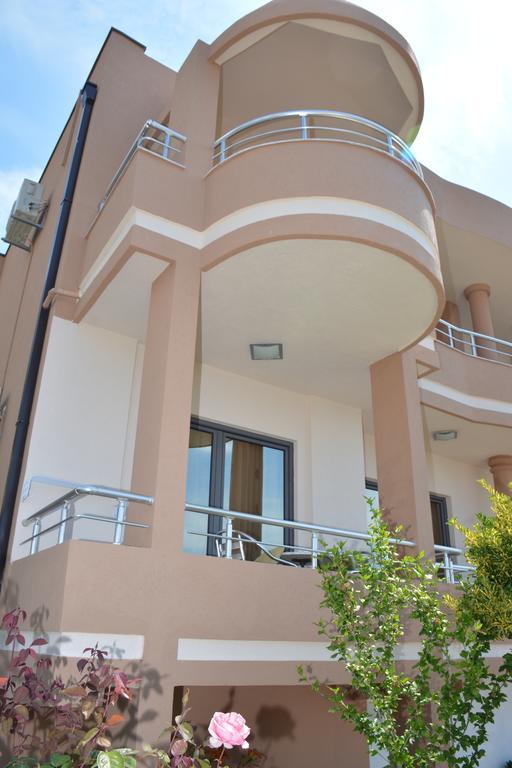 Guest House Evropa 2 Ulcinj Ngoại thất bức ảnh