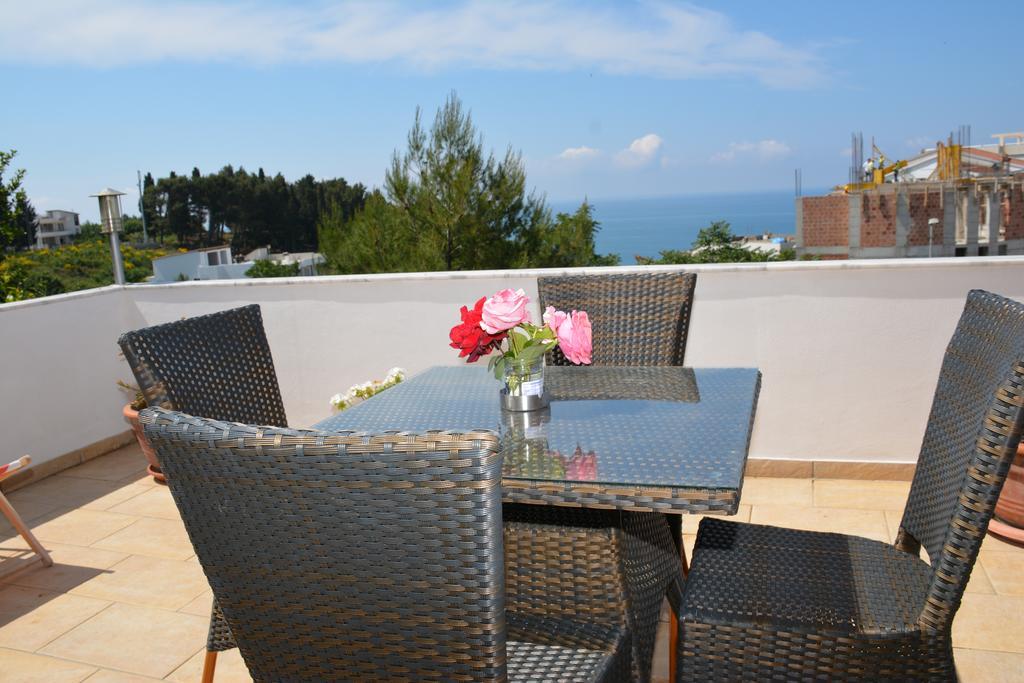 Guest House Evropa 2 Ulcinj Ngoại thất bức ảnh